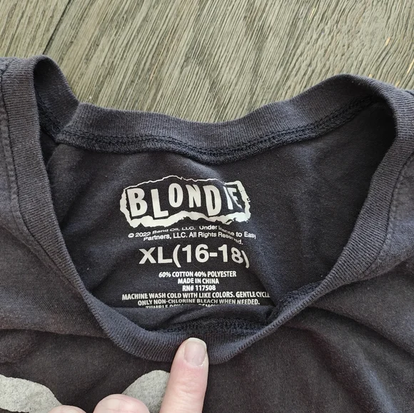 Graphic Tee in Charcoal Gray - Picture 2 of 2